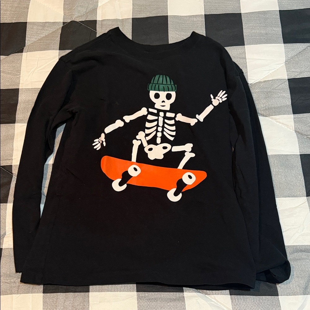 Hanna Andersson Black Tee with Skeleton Skateboard Design